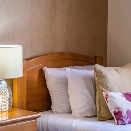 Gaula By Homie * Санта-Крус